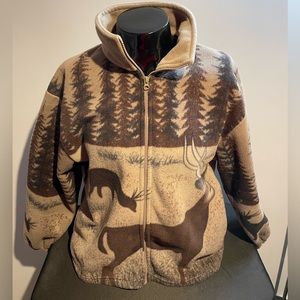 Vintage Zip up with hunting details!!